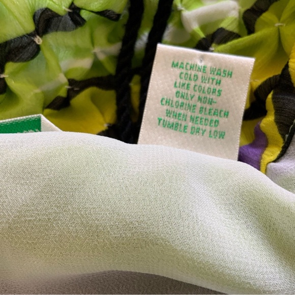 Laura Ashley Colorful Flowy Top Blouse Size 3X Womens Yellow Green Purple - Picture 12 of 12